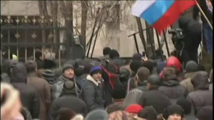 Ukraine : des manifestants pro-russes occupent l'administration locale de Donetsk