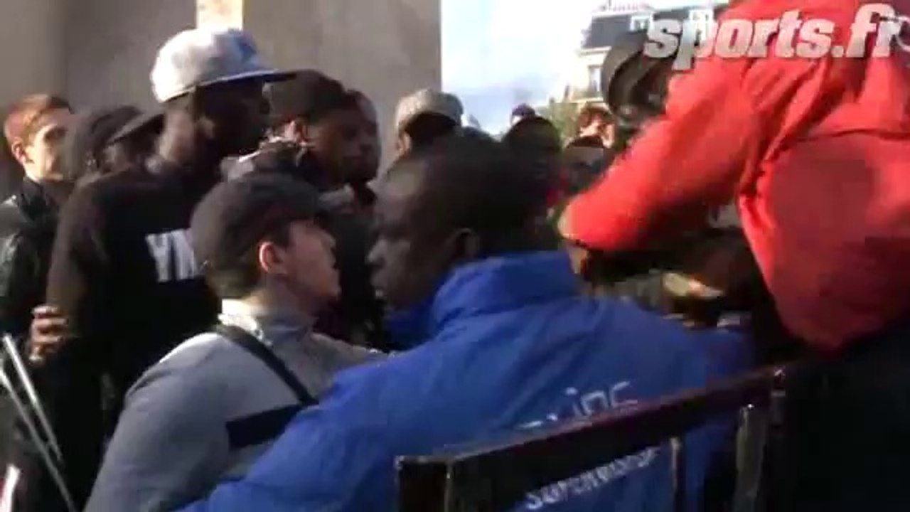 PSG-Remise du trophée au Trocadéro: Le moment où la fête tourne mal...