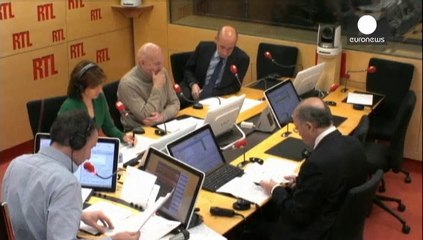 EU calls on Russia to "de-escalate acts of aggression" in Ukraine