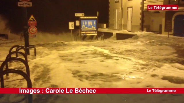 Saint-Malo. La mer s'engouffre dans les rues
