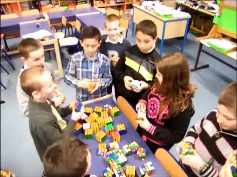 club maricubik 50 cubes en 8 minutes