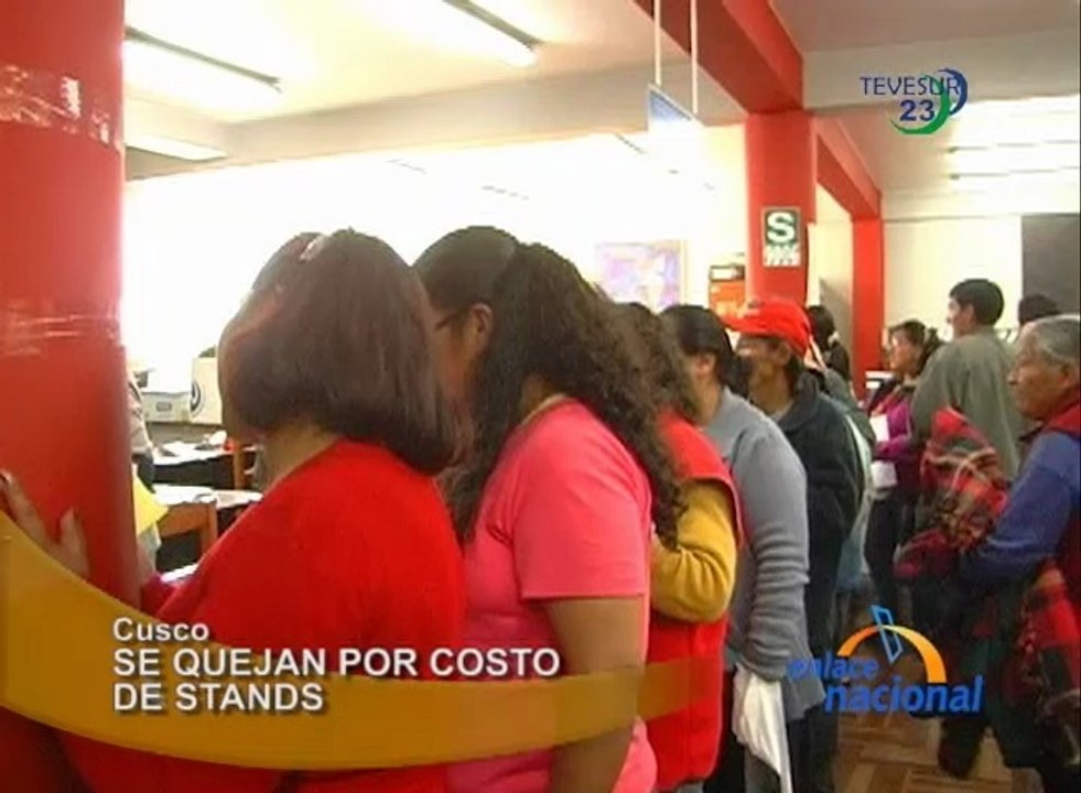 En Cusco, comerciantes rechazan el alza del precio de los stands ante la llegada de las fiestas de fin de año.