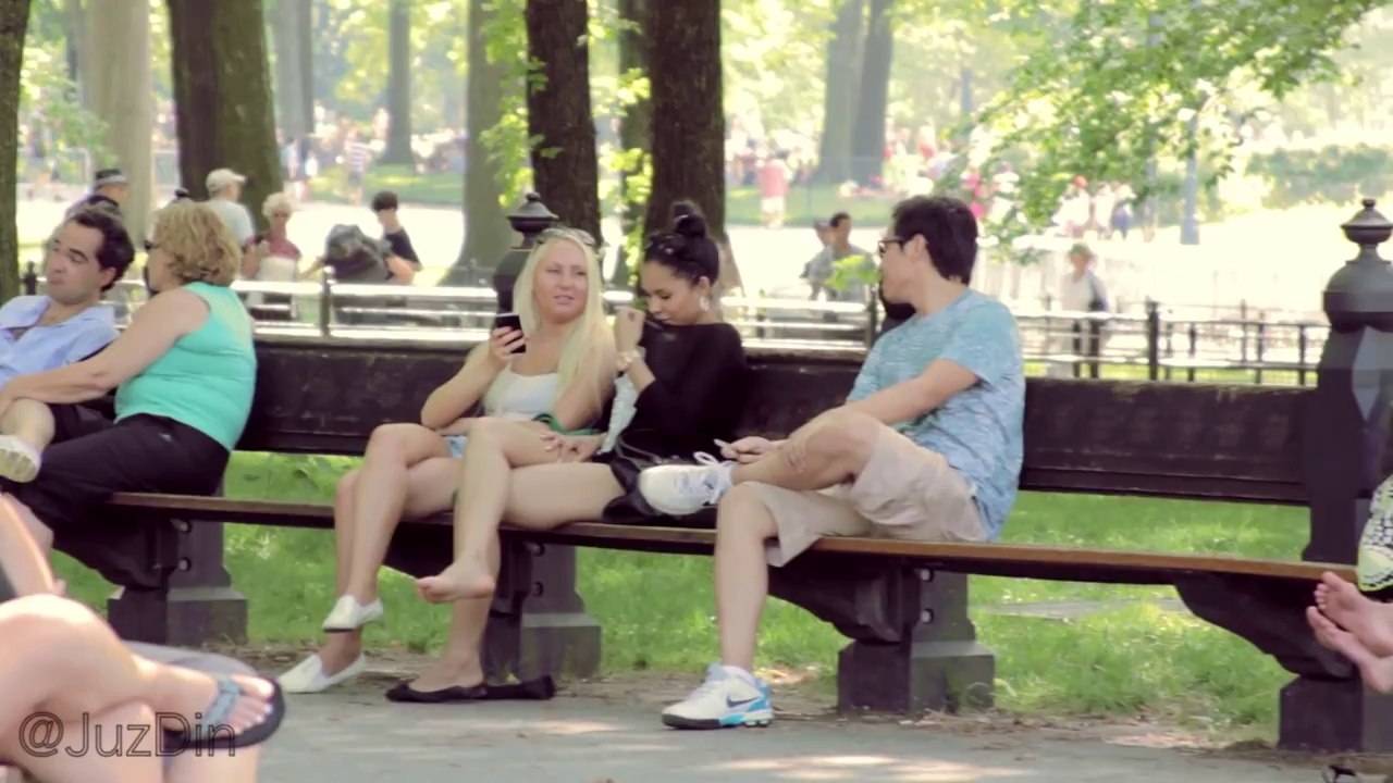 Awkward Johnny Bravo Pick Up Lines Prank!!