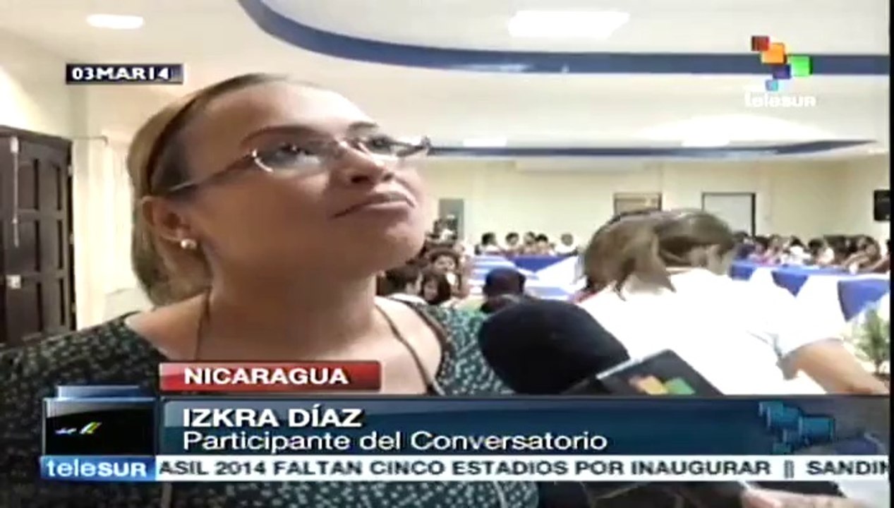 Nicaragua: Mujeres rinden homenaje al líder revolucionario Hugo Chávez
