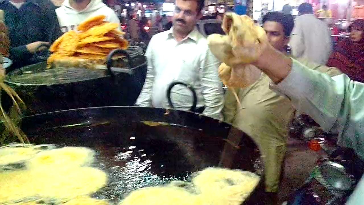 Jalebi maker