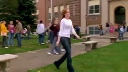 Mean Girls Trailer (Tagalog)_clip24