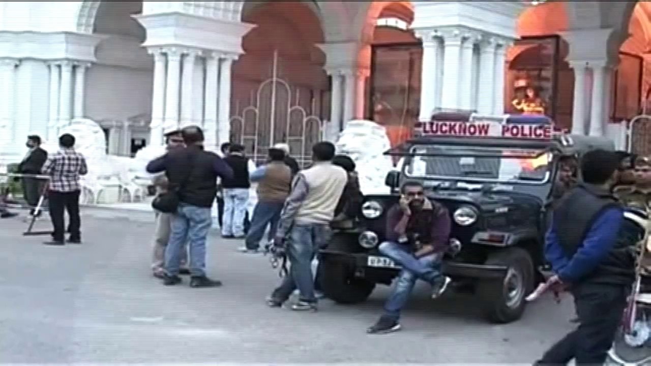 Sahara chief Subrata Roy to be produced in Supreme Court