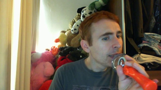 Wiwi égratigne pourquoi vous de Françoise Hardy