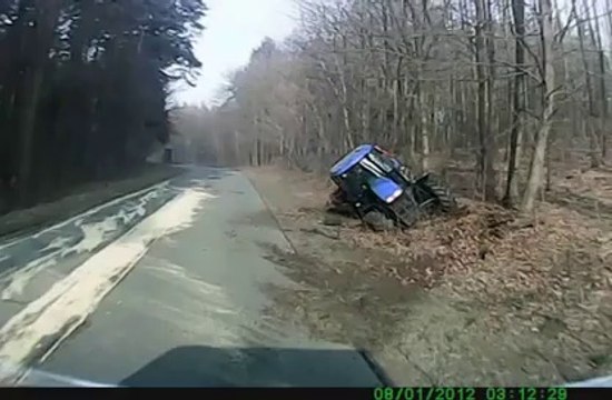 Crazy truck destroying a tractor... Dumb driver!