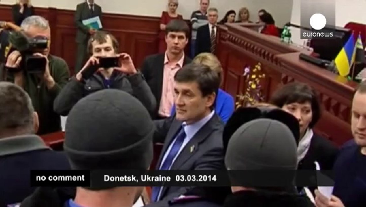 Pro-Russian protesters occupy regional government building in Donetsk, Eastern Ukraine