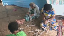 Working Together - Fiji's women lend their men a hand | Global 3000