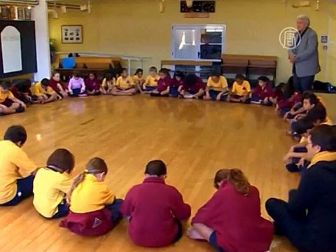 Четыре питбуля чуть не загрызли 7-летнюю девочку