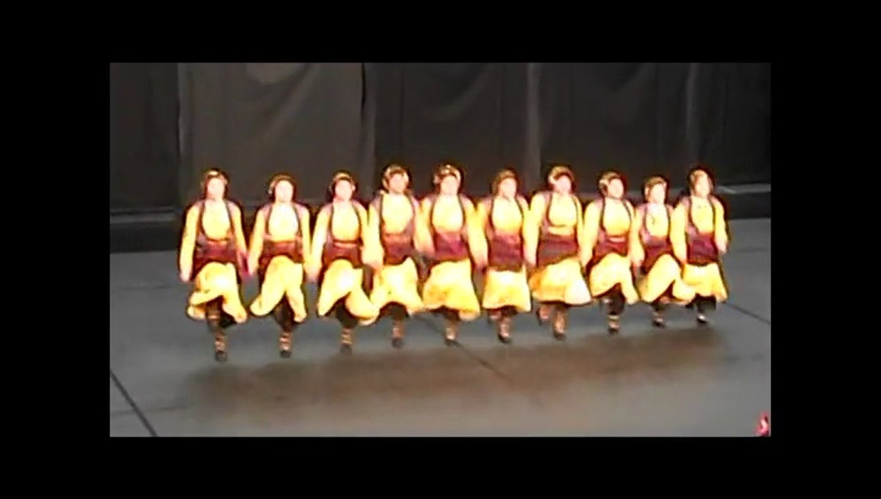 KASIMAĞZI KÖYÜ KIZ FOLKLOR EKİBİ YARIŞMA
