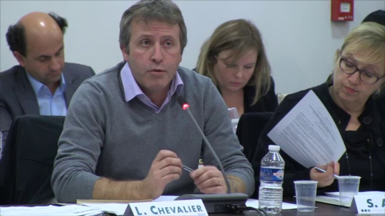 CM 18/11/13 - 16 - Utilisation des équipements sportifs communaux par le collège de Saint-Germain-sur-Morin  - Prolongation