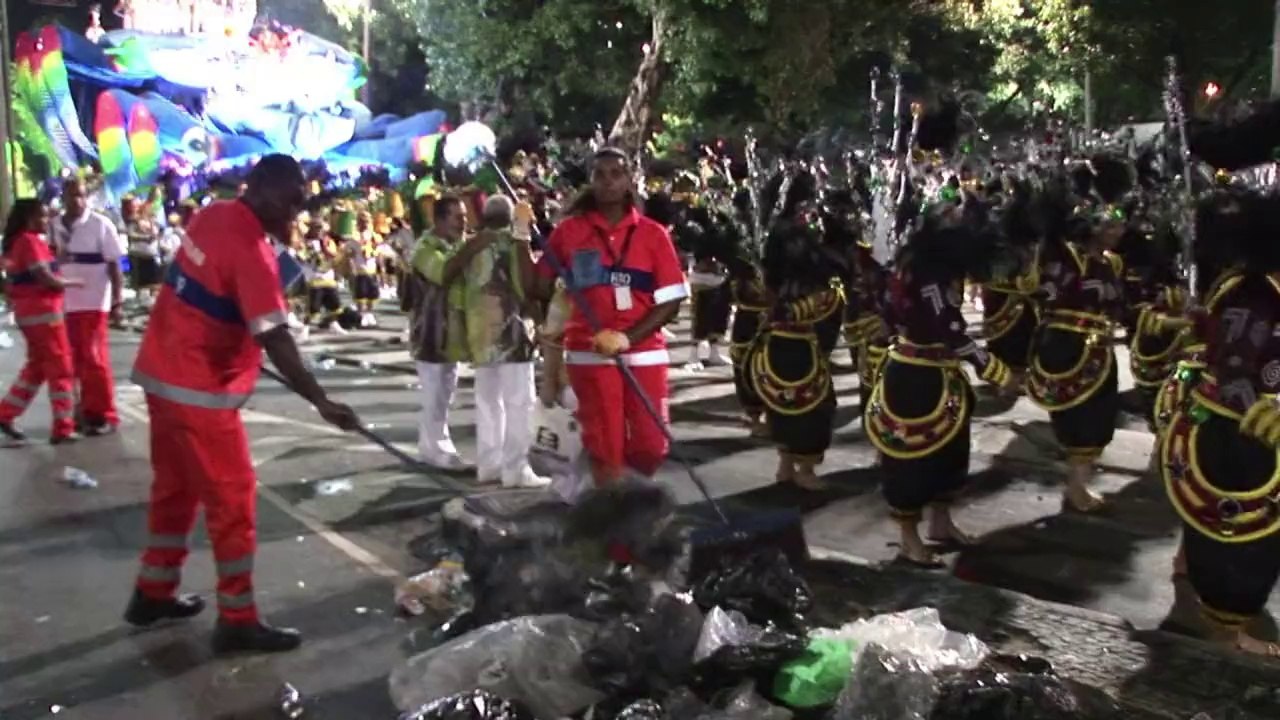 Luxo e lixo no Rio