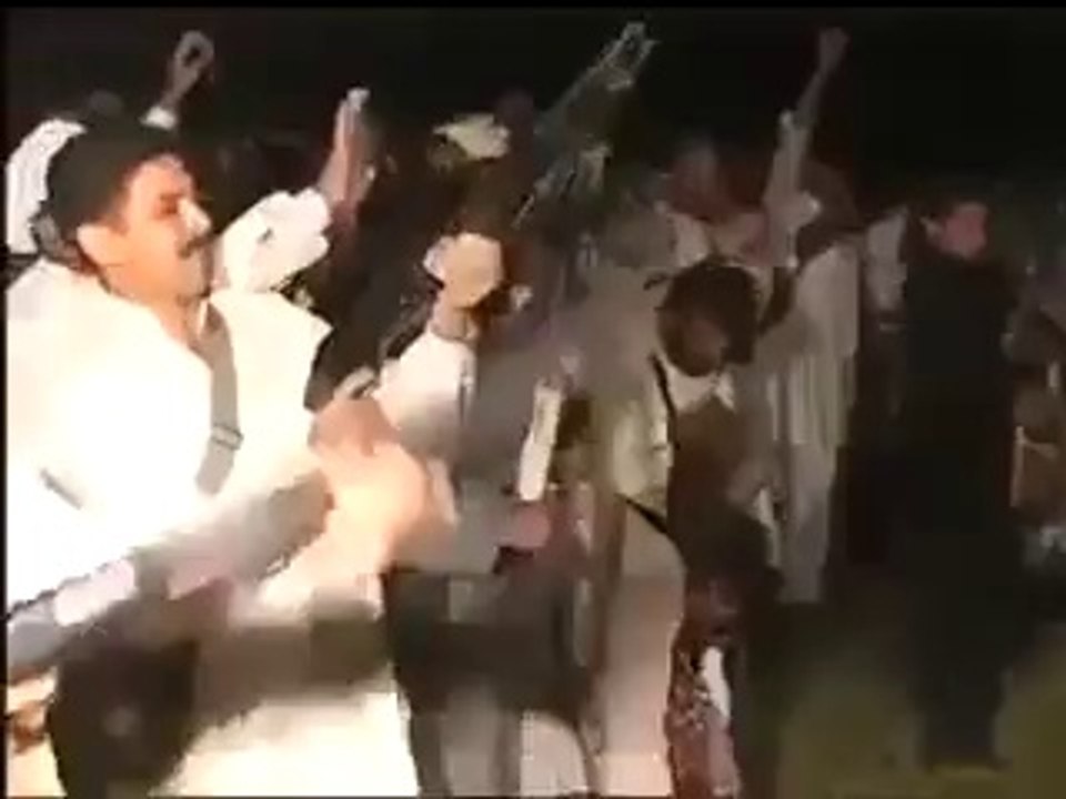How Pakistani People Celebrate in Pakistan
