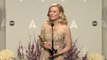 Cate Blanchett confie qu'elle a dormi avec son Oscar
