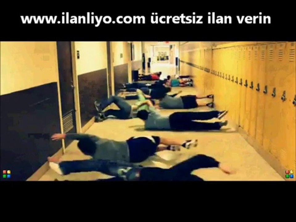 Koridorda Yüzmek