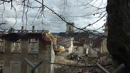 VESOUL : TRAVAUX DE DEMOLITION DE L'ANCIENNE ECOLE DES ANNONCIADES