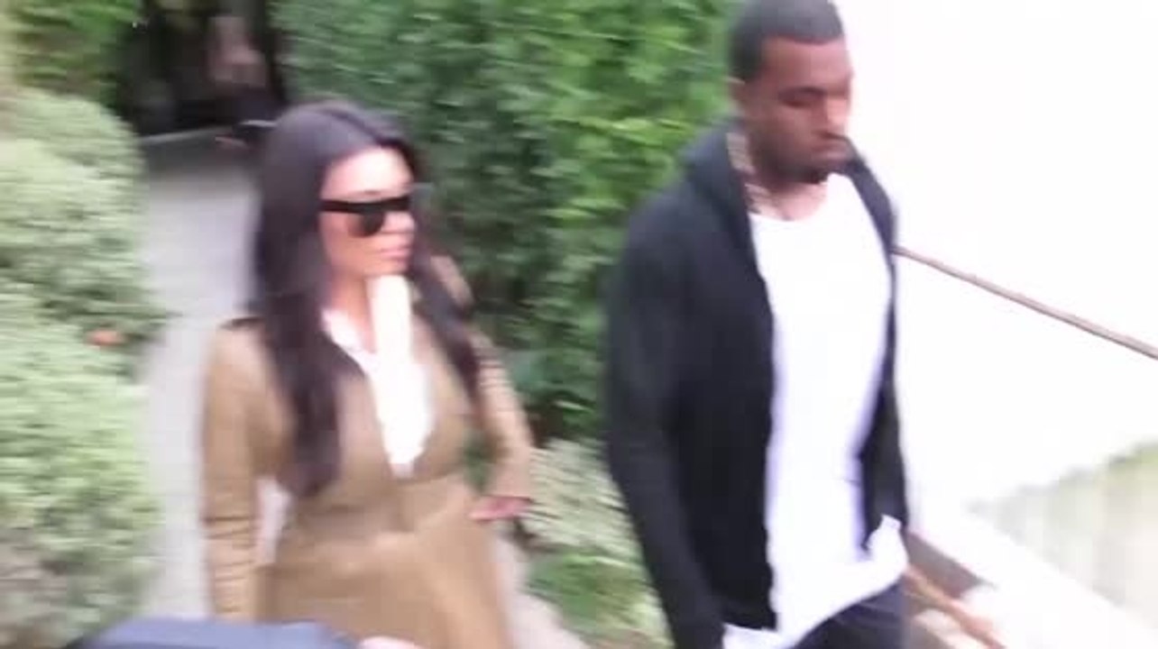 Kim Kardashian & Kanye West May Have Chosen Wedding Date