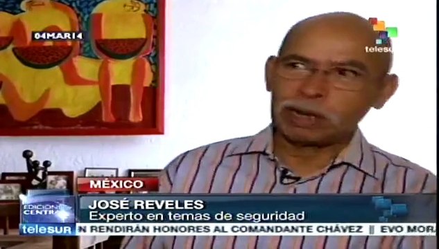 Autodefensas mexicanas toman Apatzingán; exigen renuncia del alcalde