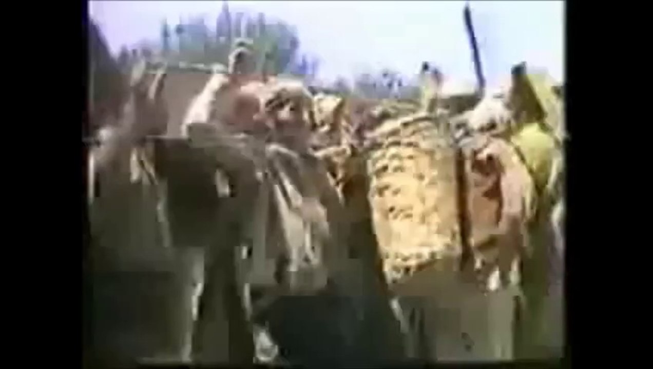 Ezber et nükte-i esrâr-ı dili ey Rûhî; Gedâ ol hâzır ol bezm-i ilâhîde nedîm isterler.