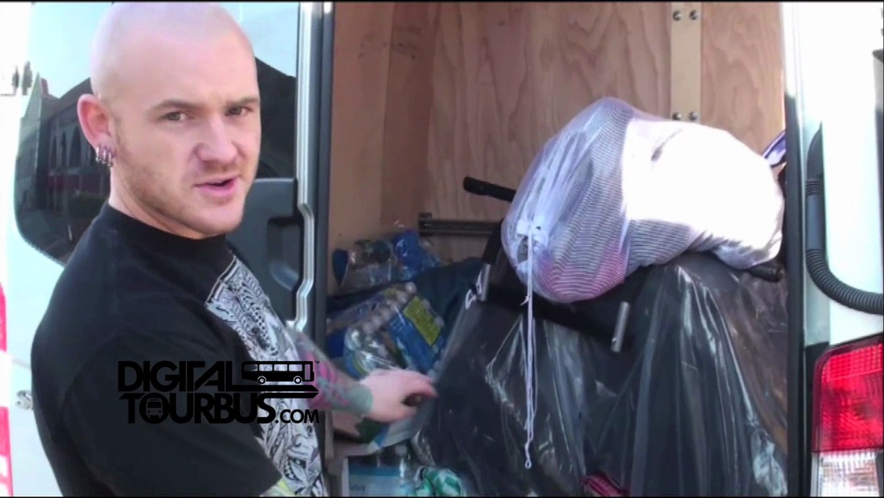 Amber Pacific - BUS INVADERS Ep. 122