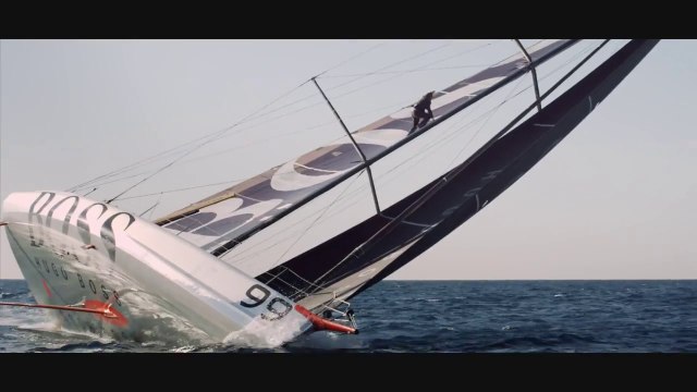 Sauter du haut du mât de son voilier : The Mast Walk by Alex Thomson