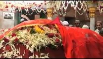 Indian Temple - Prayers at Mahim Dargah - Mumbais Oldest Dargah - Famous Indian Shrines