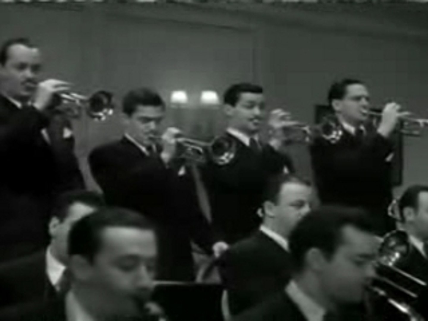 ⁣Tommy Dorsey Orchestra-1943