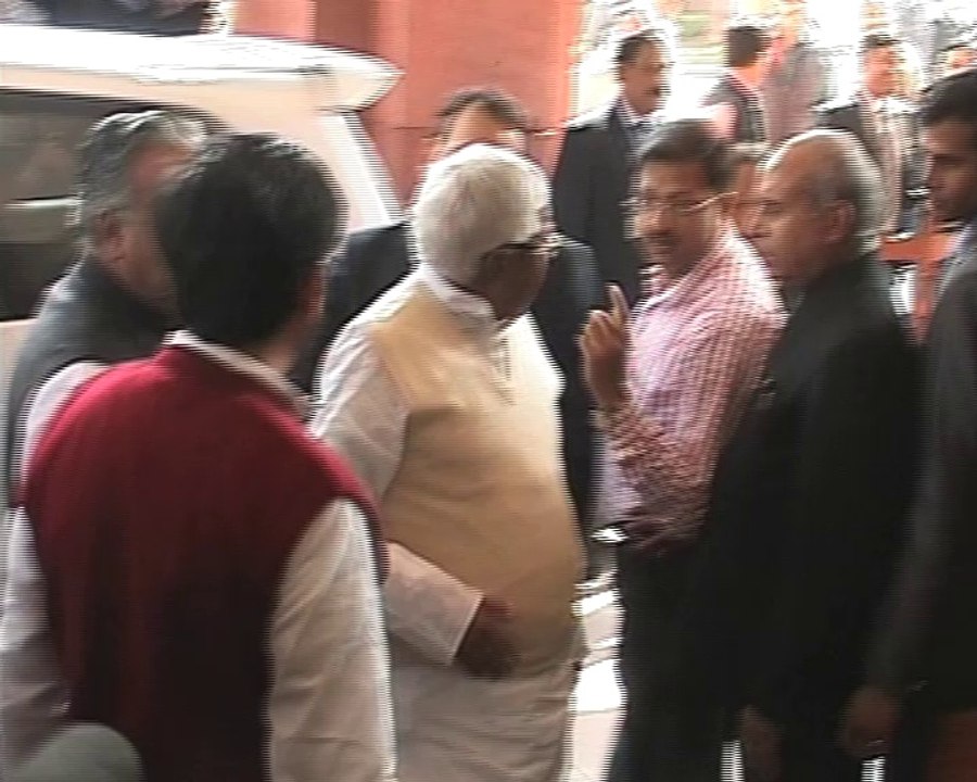 Lalu asserts alliance with Congress, waiting for announcement