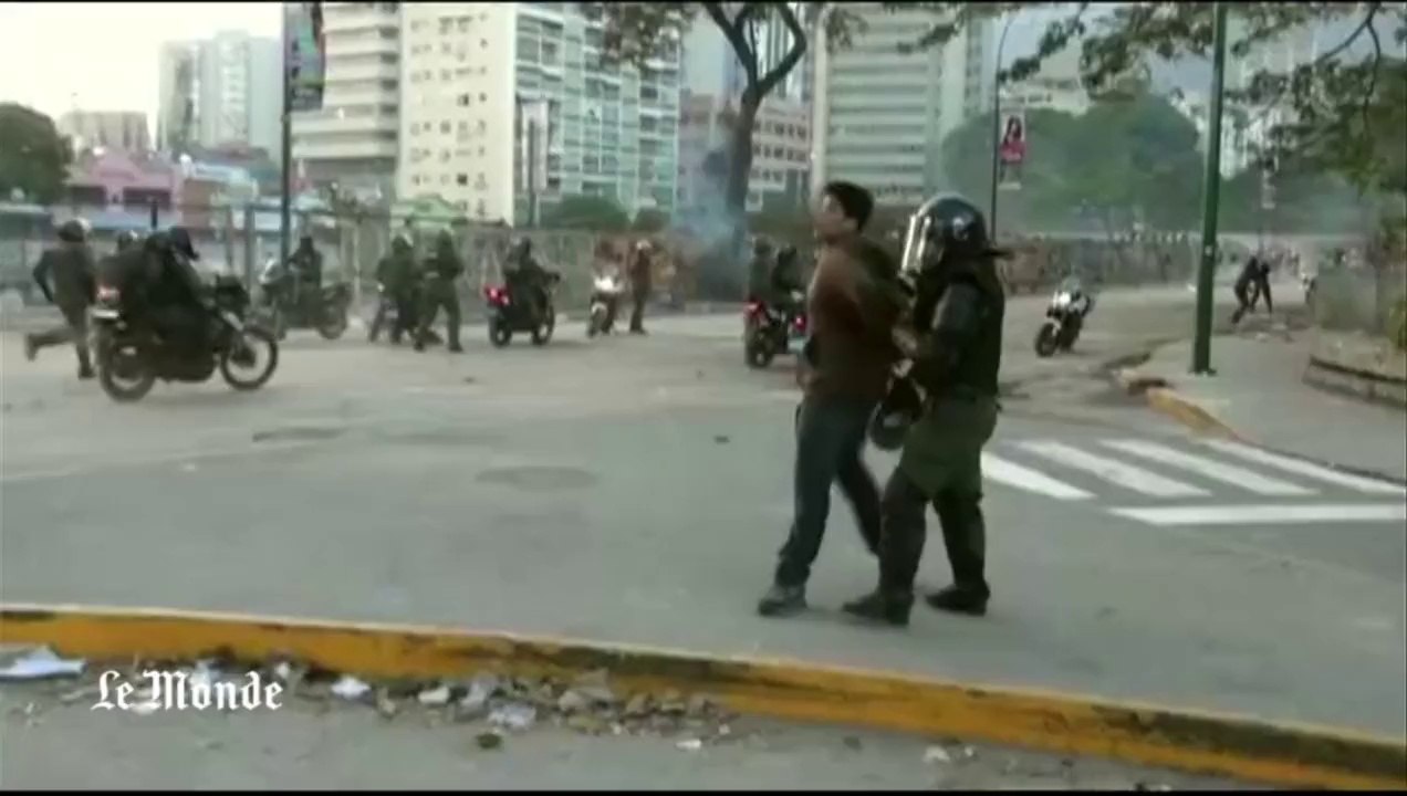 Violents affontements à Caracas