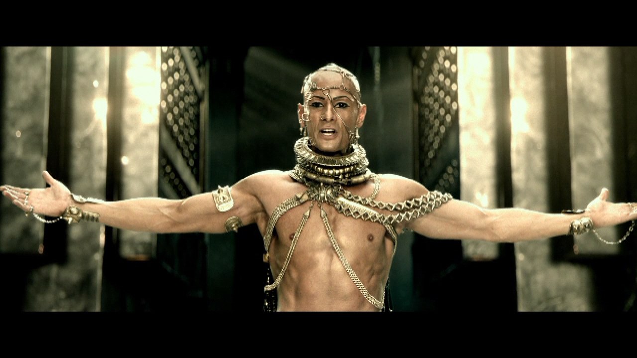 Xerxes Is The God-King In Scene From "300: Rise of an Empire"