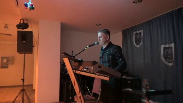 Ramazan ÇİFTÇİ... ramuzik.com. (avuçlarımda hala sıcaklıgın var)