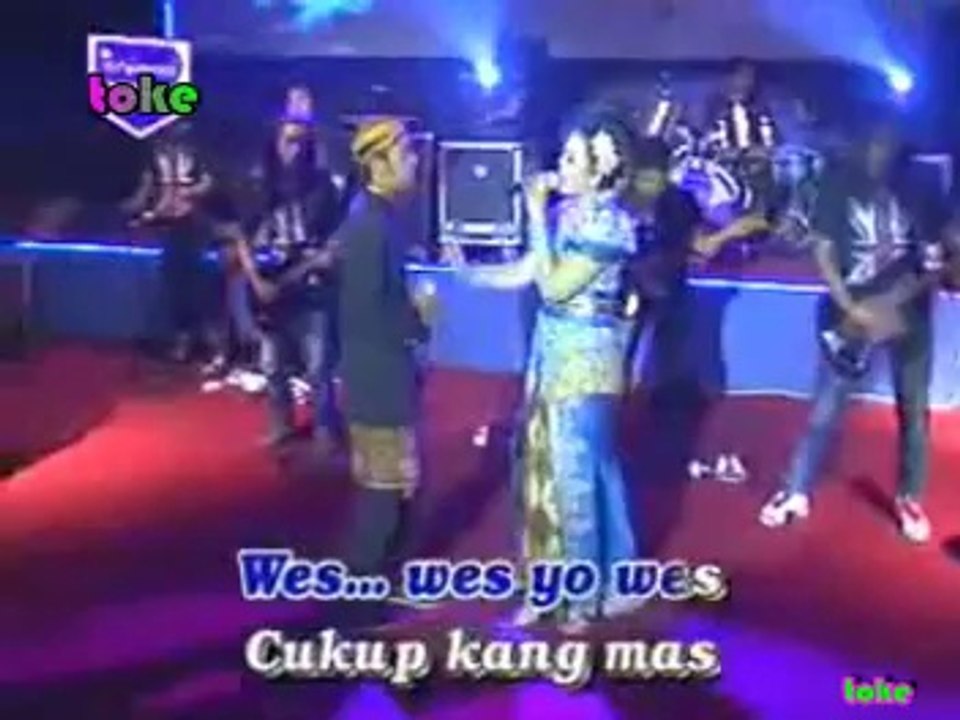 Cupet Ati - Devi Alliva