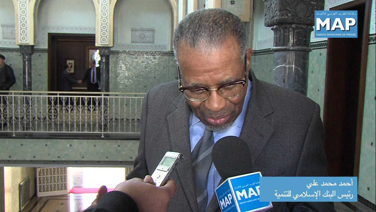 رئيس الحكومة يجري مباحثات مع رئيس البنك الإسلامي للتنمية