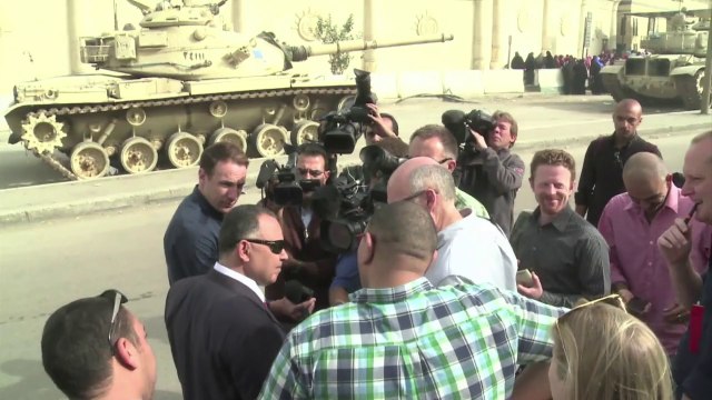 Egypt trial of Al-Jazeera journalists resumes amid outcry