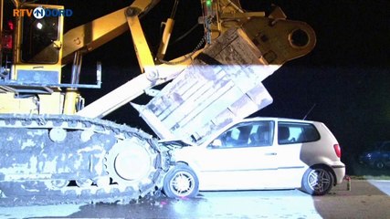 Auto botst op landbouwvoertuig in Beerta - RTV Noord