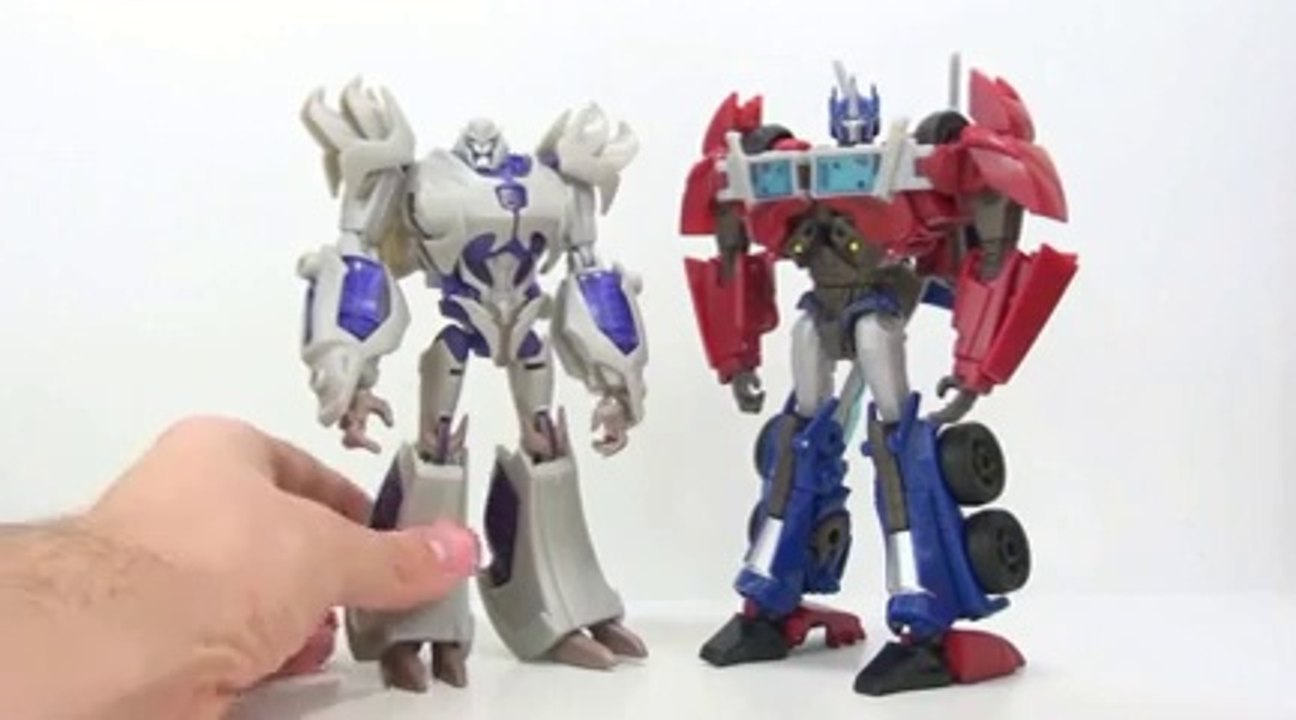 Video Review of the Transformers Prime (RiD) Voyager Class_ Megatron