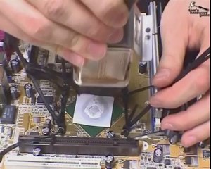 Un overclock estremo di un Intel Pentium 4 portato a 5 Ghz raffreddato ad azoto liquido
