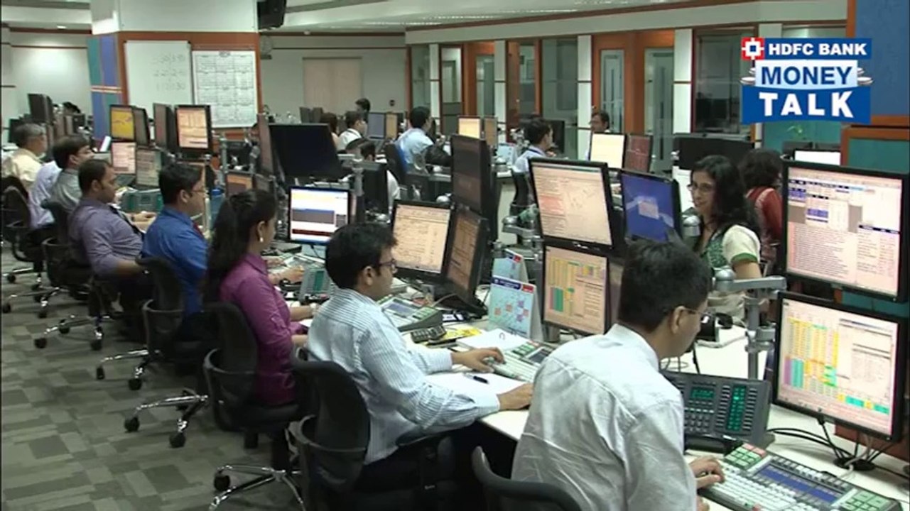 Cause and Impact of the Depreciating value of the Rupee - HDFC Bank MONEY TALK