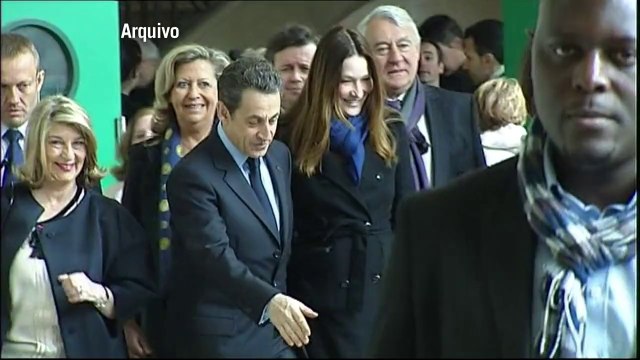 Sarkozy vai processar quem divulgar conversas privadas