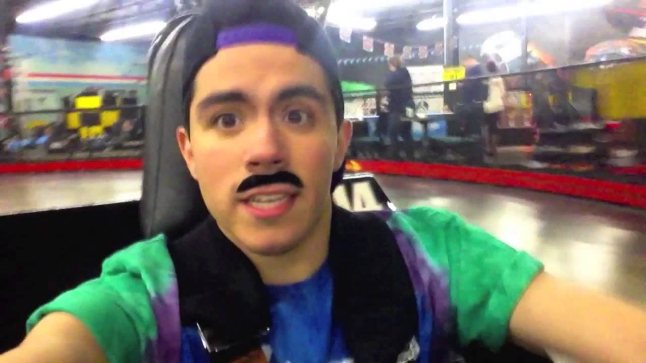 GO KARTING