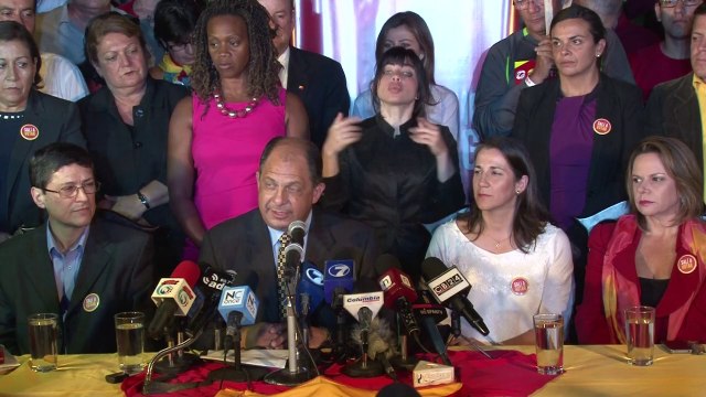 Solis set for Costa Rica's presidency after rival withdraws