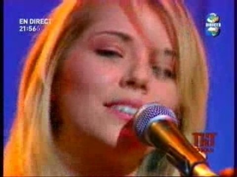 Regarde-nous par Emma Daumas