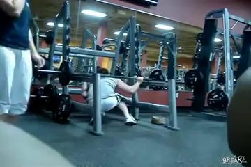 wife kicks the balls of her husband! Lol