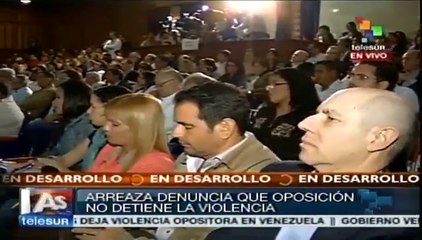 Venezuela: Arreaza critica pasividad de la oposición ante la violencia