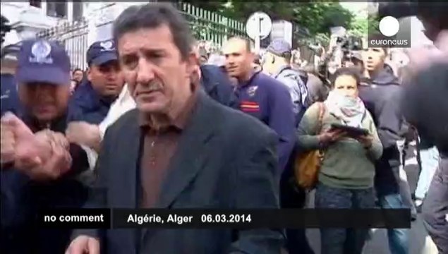 Algerian police break up protest against Abdelaziz Bouteflika