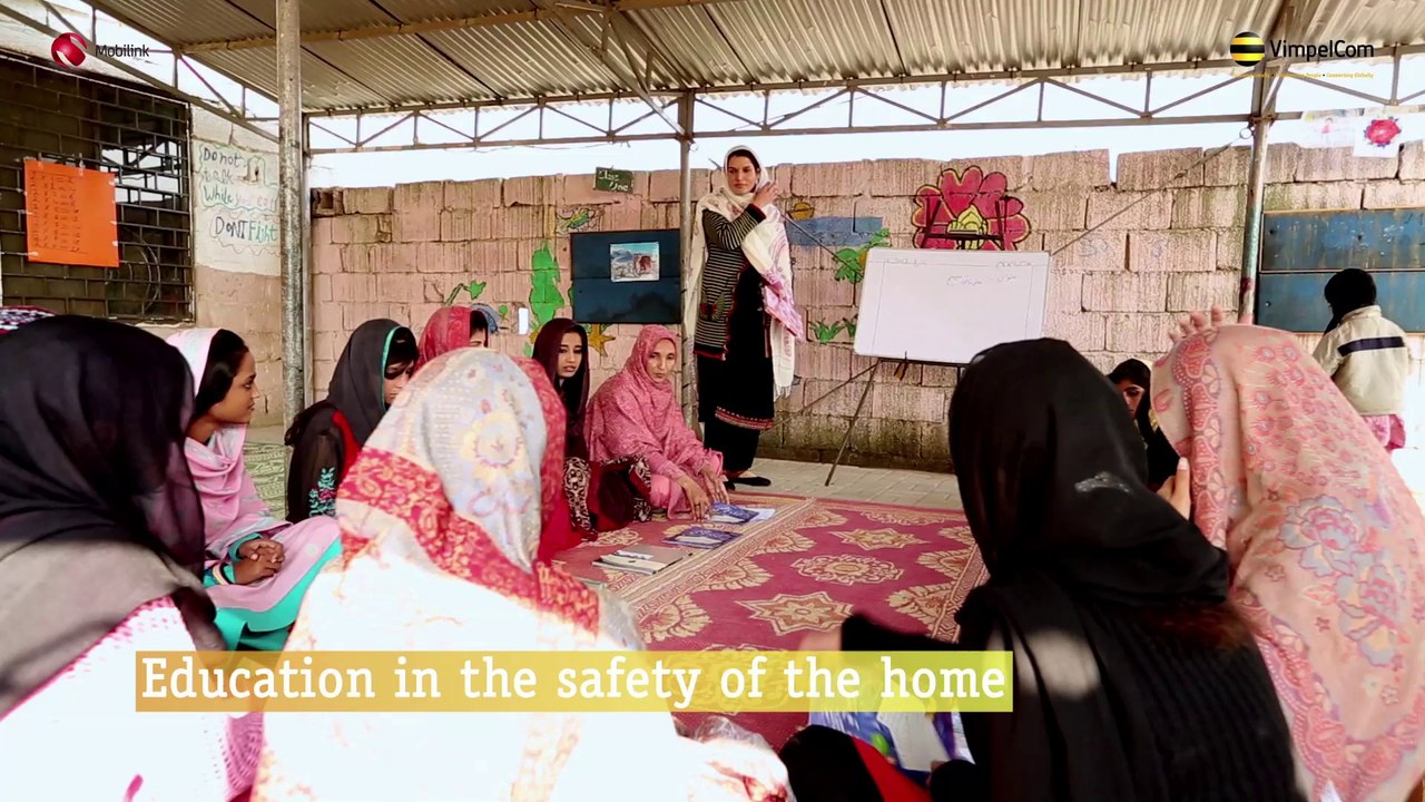 Pakistan: SMS-Based Literacy