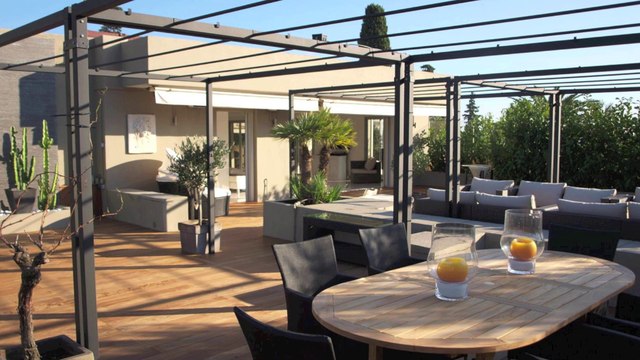 Villa sur le toit à vendre Cannes - Croix Des Gardes - 137 m² + 230m² de terrasse - Proche plages